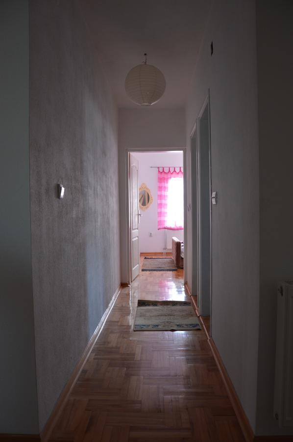 Poseidon Apartment Ni Exterior foto